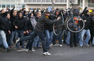 'Bezorgde burgers' tijdens de demonstratie in Keulen.